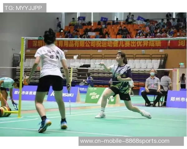 太强了！我国羽毛球又一天才横空出世，18岁少年连赢三位世界冠军